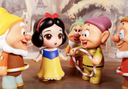 Snow White - Snow White and the Seven Dwarfs | Hoopy Series CFS#120